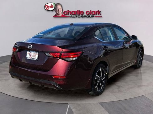 Used 2025 Nissan Sentra SV FWD image 5