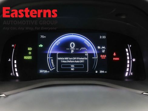 Used 2025 Toyota Camry SE FWD image 18
