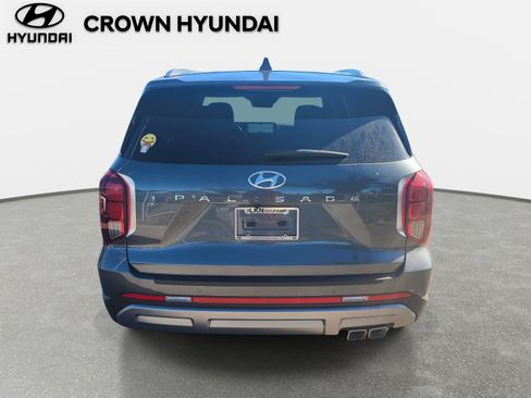 Used 2023 Hyundai Palisade Limited image 5