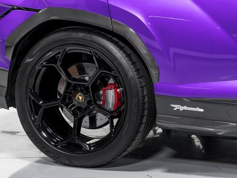 Used 2024 Lamborghini Urus Performante AWD/4WD image 58
