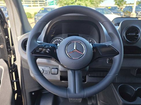 New 2026 Mercedes-Benz Sprinter 2500 image 25