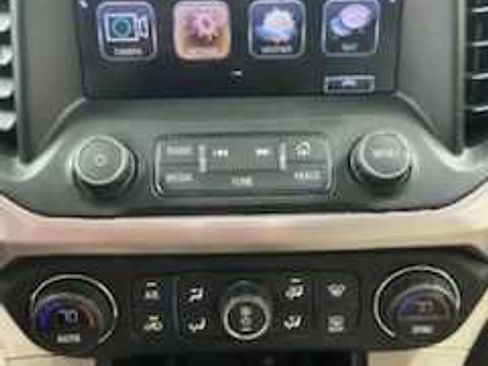 Used 2017 GMC Acadia Denali w/ Technology Package AWD/4WD image 10