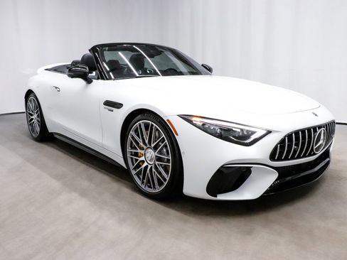 Used 2022 Mercedes-Benz SL 63 AMG 4MATIC image 2