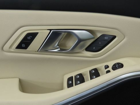 New 2026 BMW 330i Sedan w/ M Sport Package image 24