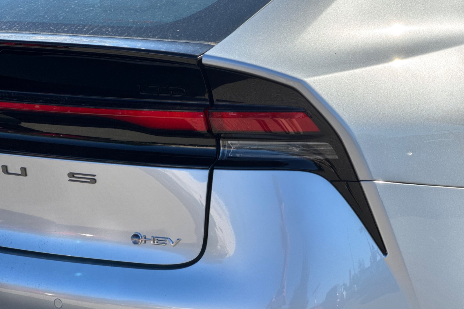 New 2027 Toyota Prius Limited AWD/4WD image 31