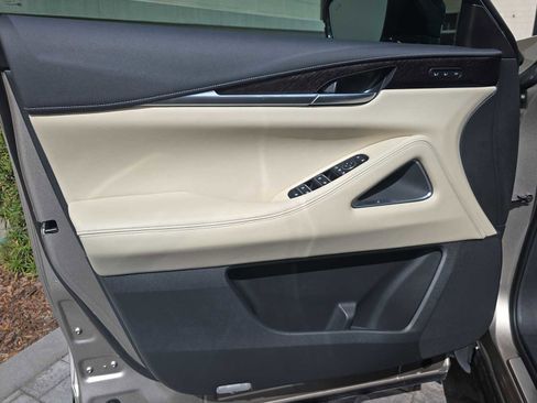 Used 2022 INFINITI QX60 Sensory w/ Cargo Package image 14