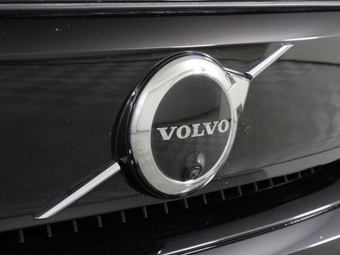 Used 2023 Volvo C40 P8 Recharge Plus image 25