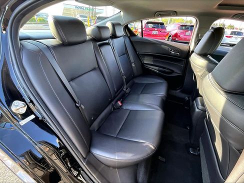 Used 2017 Acura ILX FWD image 20