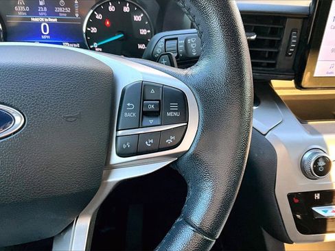 Used 2021 Ford Explorer XLT w/ Class III Trailer Tow Package image 29