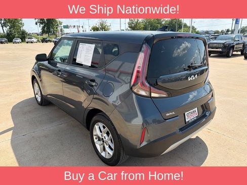 Used 2025 Kia Soul LX w/ LX Technology Package FWD image 7