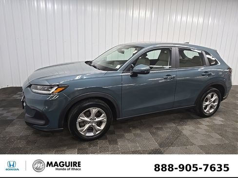 Used 2023 Honda HR-V LX image 6