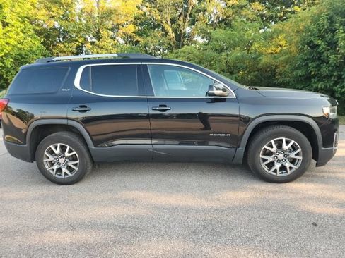 Used 2023 GMC Acadia SLT AWD/4WD image 1