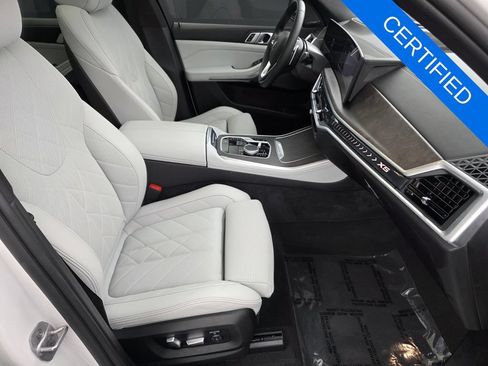 Certified 2024 BMW X5 sDrive40i w/ Premium Package RWD image 28
