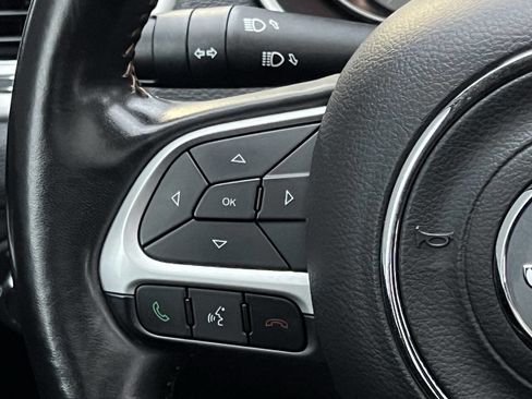 Used 2020 Jeep Compass Latitude image 22