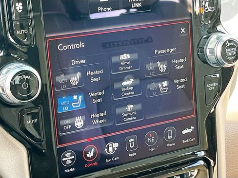 Used 2021 RAM 1500 Laramie w/ Advanced Safety Group AWD/4WD image 20