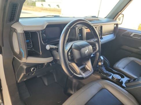 Used 2021 Ford Bronco Black Diamond AWD/4WD image 10
