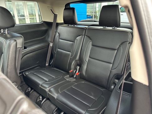 Used 2023 GMC Acadia Denali w/ Denali Ultimate Package image 24