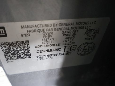 Used 2023 Chevrolet Malibu LT FWD image 44