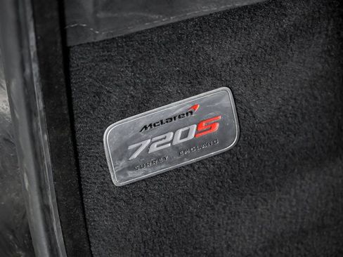 Used 2018 McLaren 720S RWD image 25