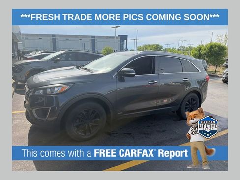 Used 2017 Kia Sorento AWD w/ LX Convenience Package image 1