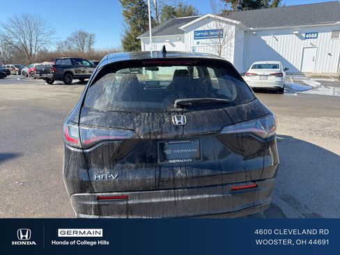 Used 2024 Honda HR-V LX image 5