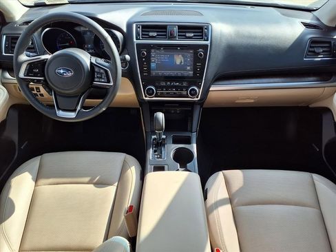 Used 2018 Subaru Outback 3.6R Limited image 10