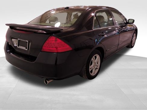 Used 2006 Honda Accord EX-L image 4