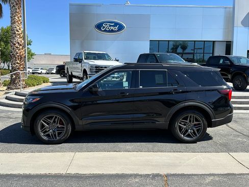 New 2026 Ford Explorer ST w/ Sun And Sound Package AWD/4WD image 3