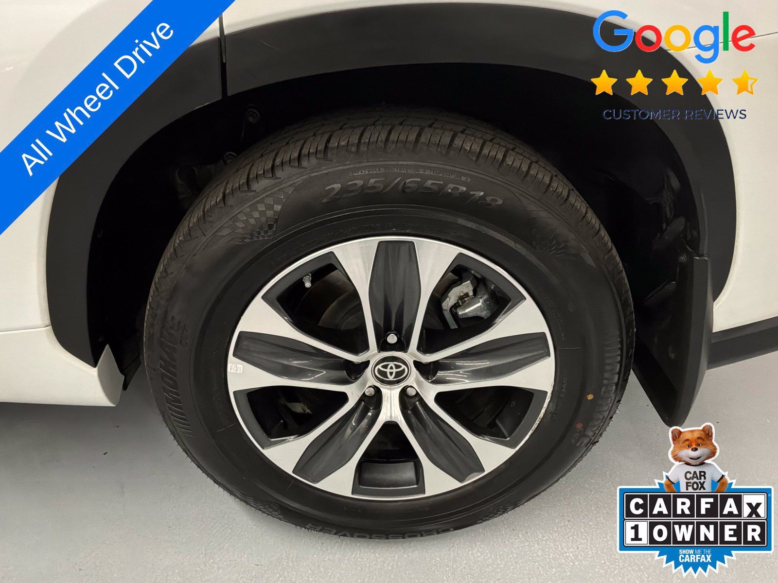 Used 2023 Toyota Highlander XLE AWD/4WD image 32