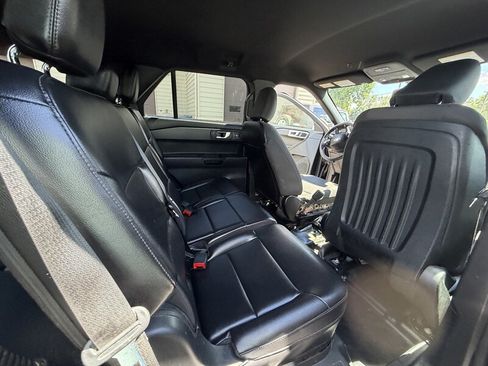 Used 2024 Ford Explorer 4WD Police Interceptor image 15