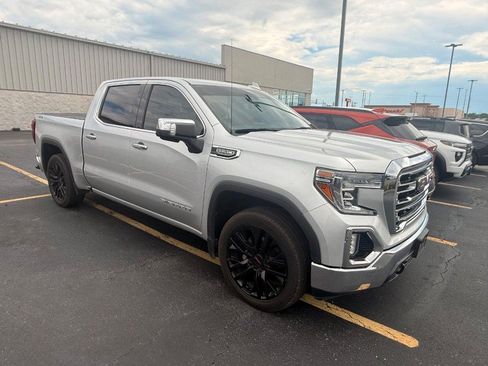 Used 2021 GMC Sierra 1500 SLT w/ SLT Premium Package AWD/4WD image 2