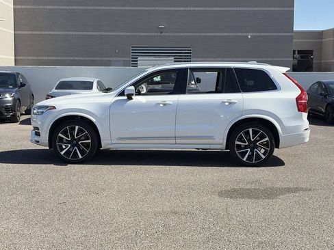 Used 2023 Volvo XC90 B5 Plus AWD/4WD image 9