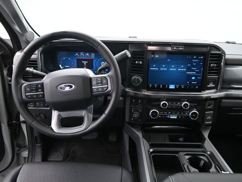 Used 2026 Ford F250 Lariat w/ Tremor Off-Road Package AWD/4WD image 11