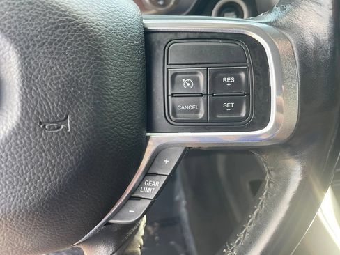 Used 2022 RAM 2500 Laramie AWD/4WD image 30