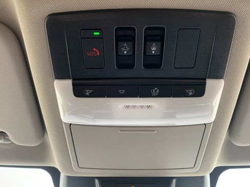 New 2026 Nissan Rogue Platinum image 17