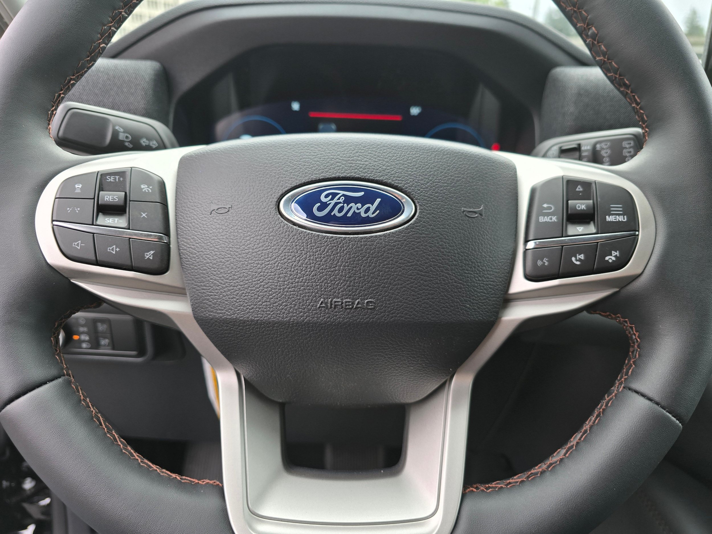 New 2026 Ford Explorer Active AWD/4WD image 19