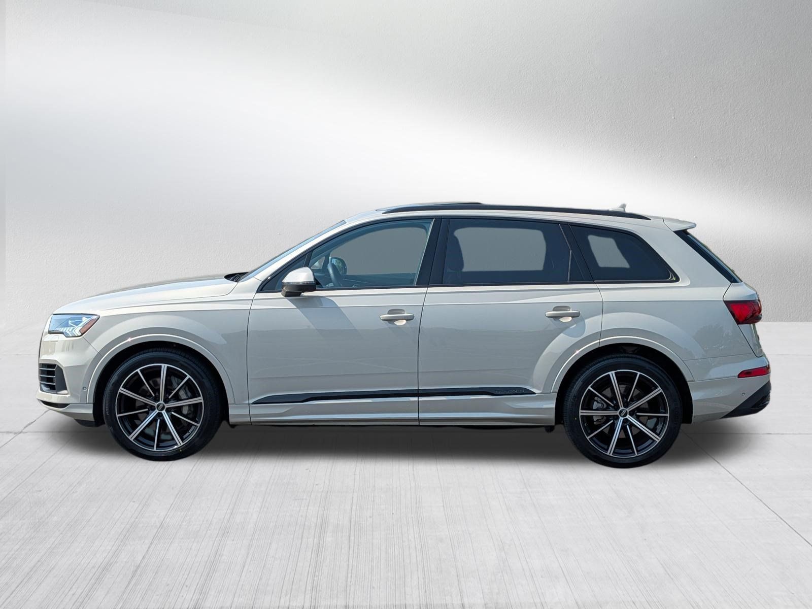 Used 2023 Audi Q7 3.0T Prestige w/ Prestige Package AWD/4WD image 4