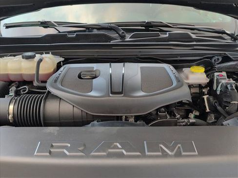 Used 2025 RAM 1500 Big Horn AWD/4WD image 29