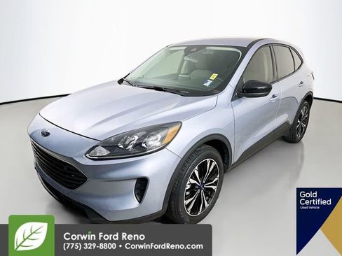 Certified 2022 Ford Escape SE w/ SE Sport Appearance Package image 4