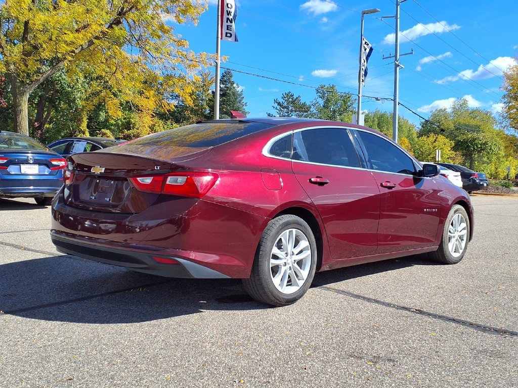 Used 2016 Chevrolet Malibu LT FWD image 4