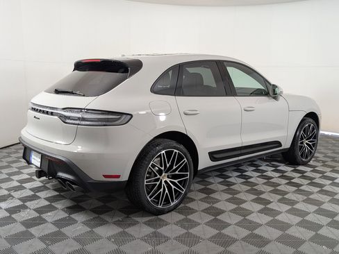 New 2026 Porsche Macan image 10