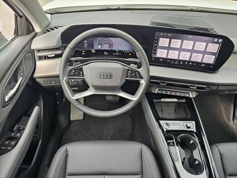 New 2026 Audi Q3 quattro 2.0T AWD/4WD image 5
