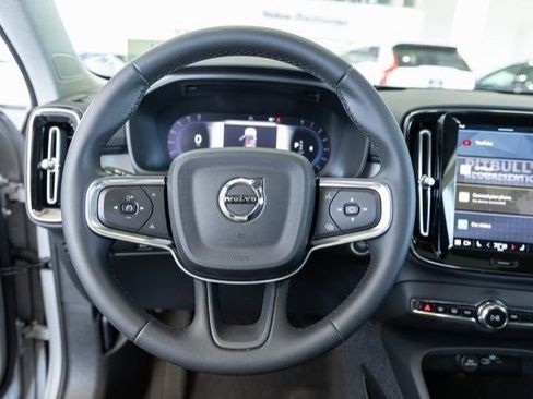 New 2025 Volvo XC40 B5 Plus image 17