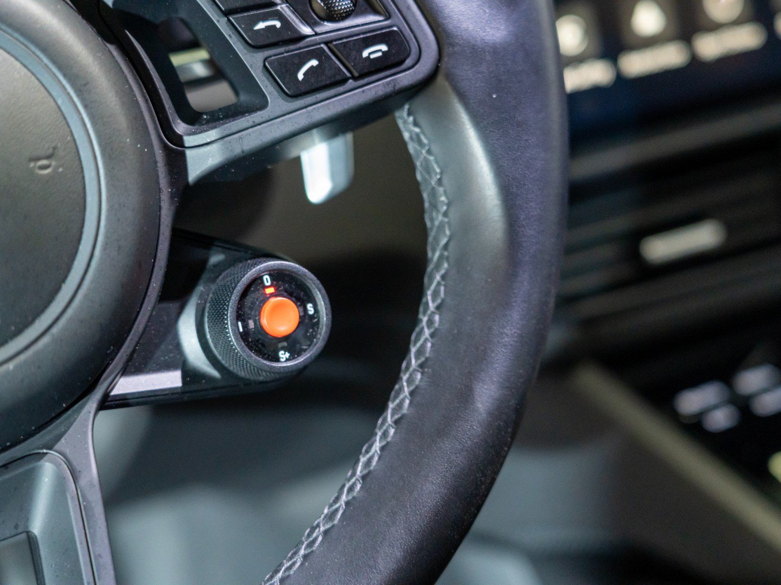 Certified 2022 Porsche Cayenne Turbo GT AWD/4WD image 23