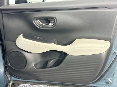 Certified 2023 Honda HR-V LX image 18