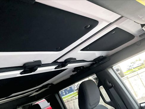 Used 2025 Ford Bronco Big Bend w/ Black Appearance Package image 30