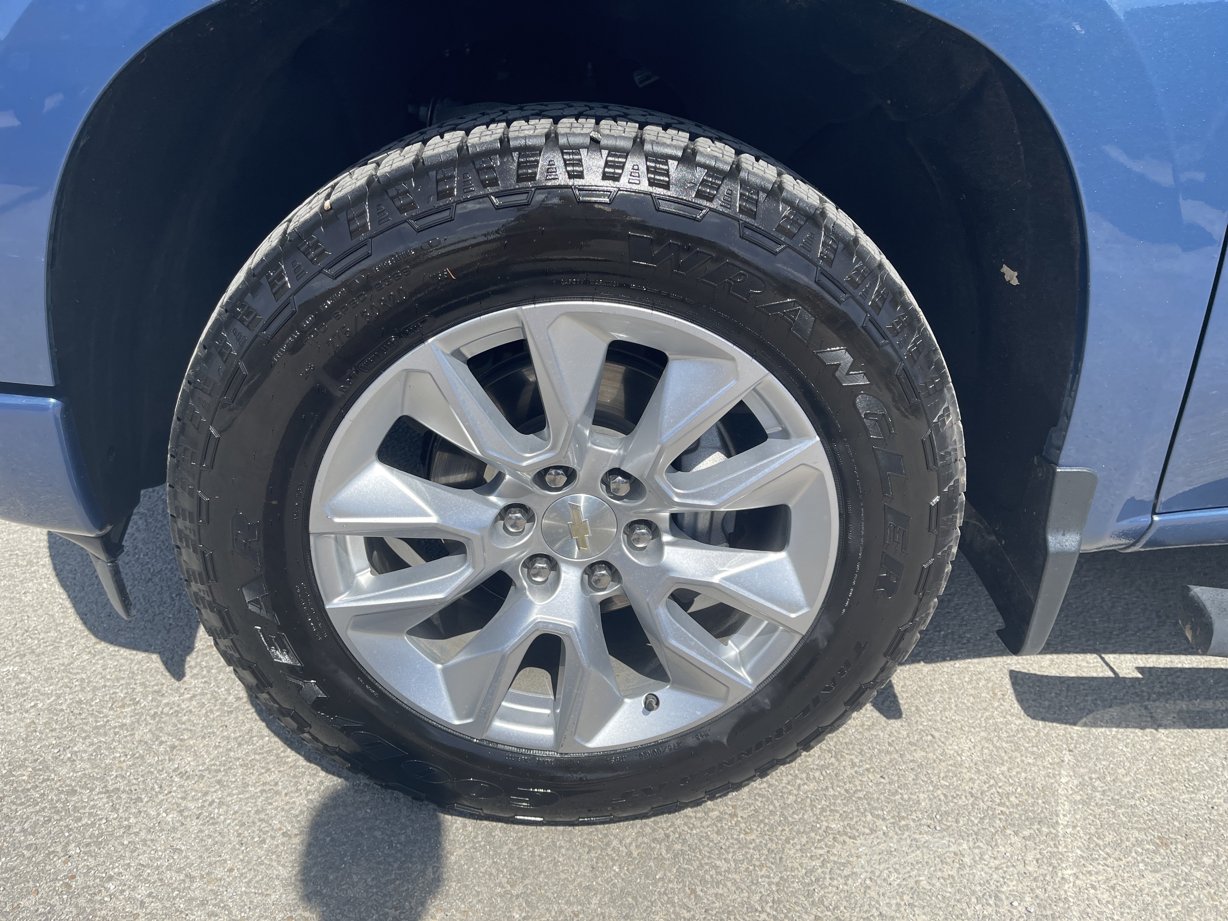 Used 2024 Chevrolet Silverado 1500 Custom RWD image 11