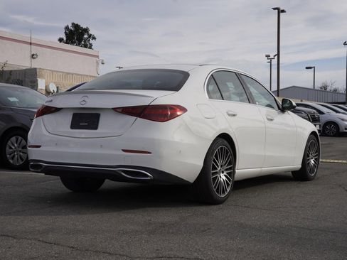 Used 2023 Mercedes-Benz C 300 Sedan image 4