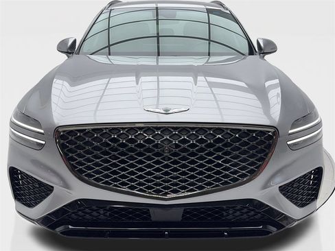 Used 2024 Genesis GV70 3.5T Sport w/ Sport Advanced Package image 4