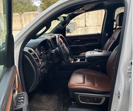 Used 2022 RAM 1500 Limited AWD/4WD image 11